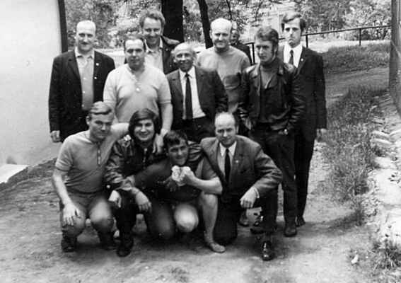 17.6.1972, přátelské utkání Hvězda Trnovany - Medizin Dresden, v horní řadě: J.Seeman, F.Nachtmann, J.Kandl ... M.Houdek, dole: L.Procházka, Hans Ornament, P.Petřík