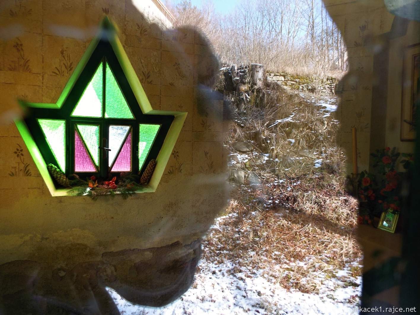 Potštát - kaple sv. Barbory v Padesáti Lánech - okno