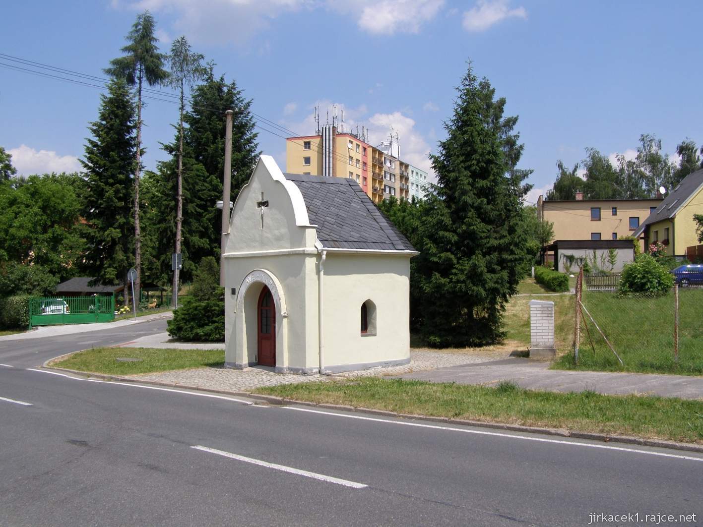 Hlučín - kaple Panny Marie - boční pohled