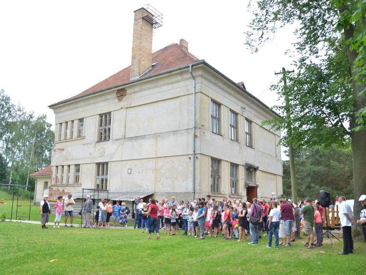 Oslava 100 let od založení české školy ve Stonařově