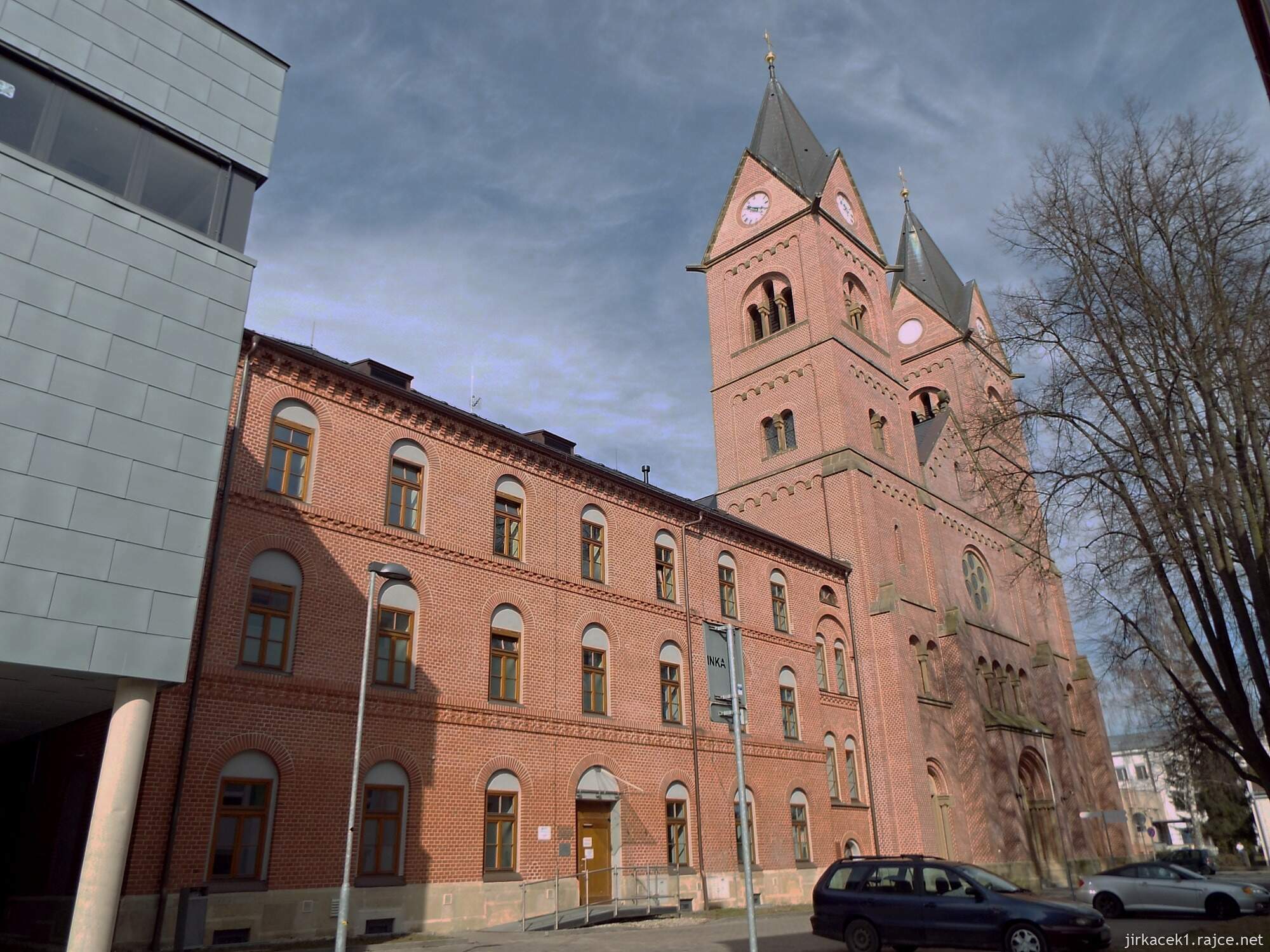 35 - Svitavy - Kostel sv. Josefa 08 - boční pohled z ulice