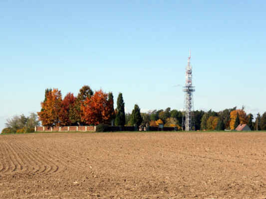 Komunikační věž a rozhledna na Chlumu.