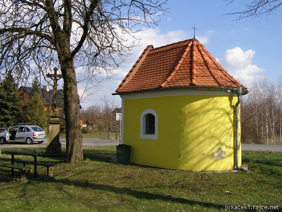 Štarnov - kaple Panny Marie Bolestné - zadní pohled