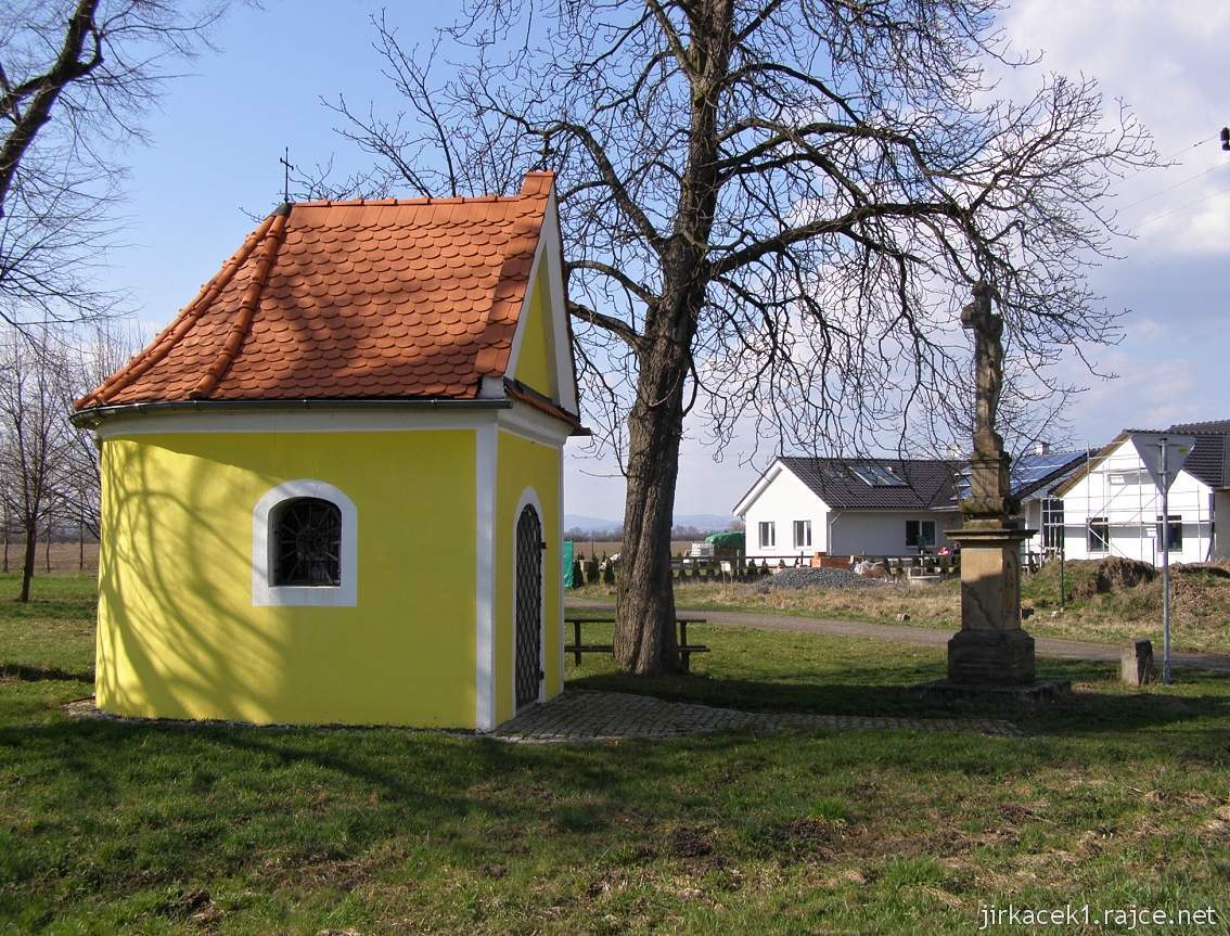 Štarnov - kaple Panny Marie Bolestné - celkový pohled
