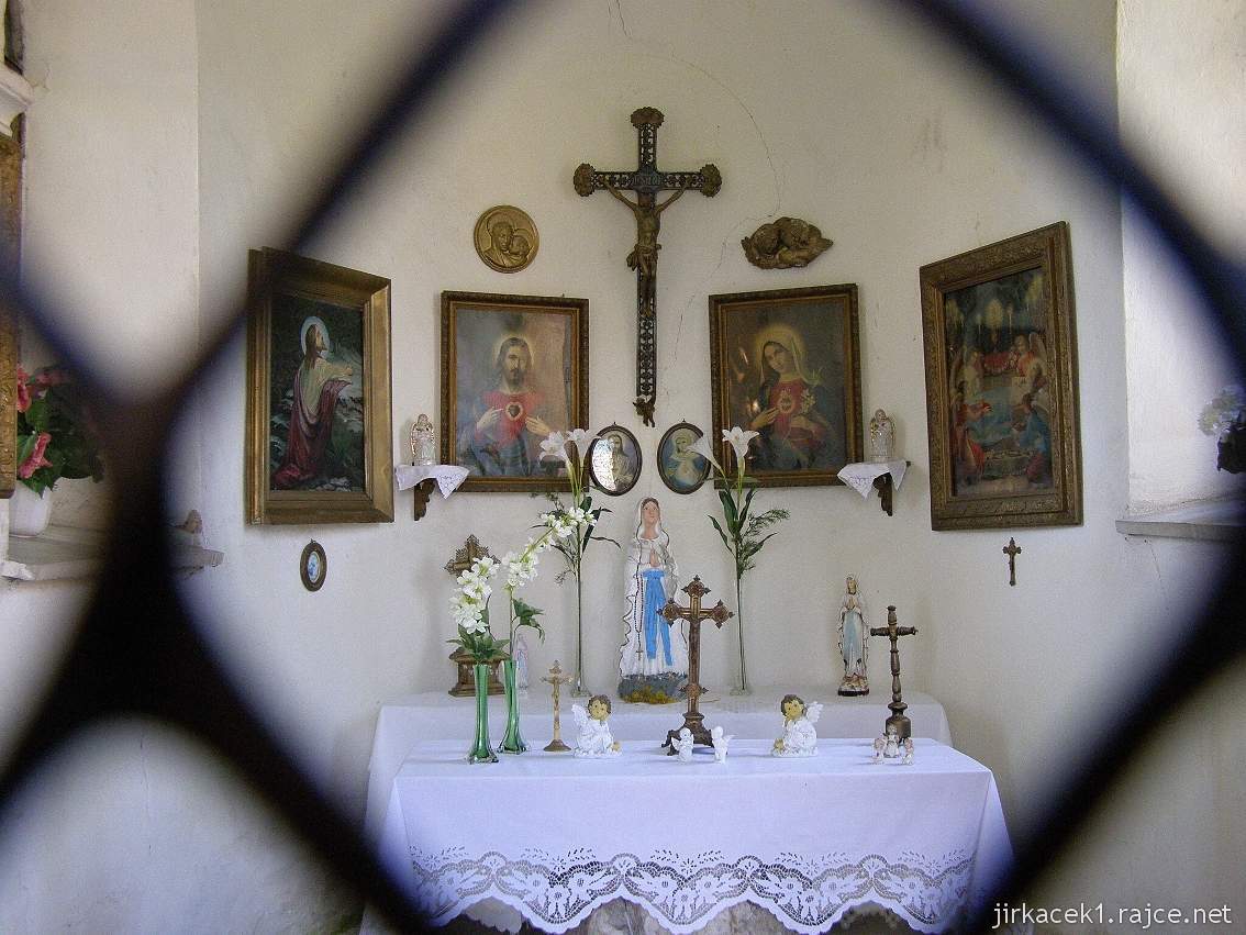 Vražné - Hynčice - kaple Panny Marie - interiér
