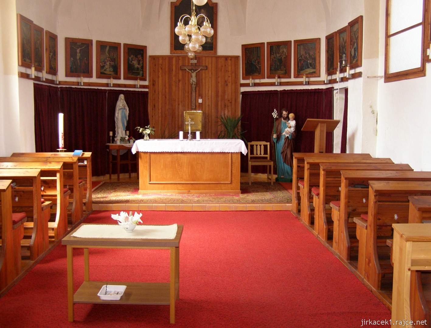 Jilešovice - kaple sv. Jana Nepomuckého