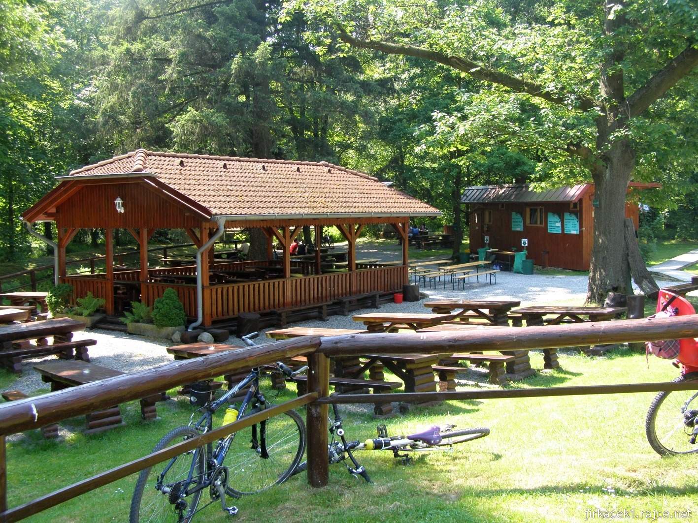 Bělá - pstruží farma