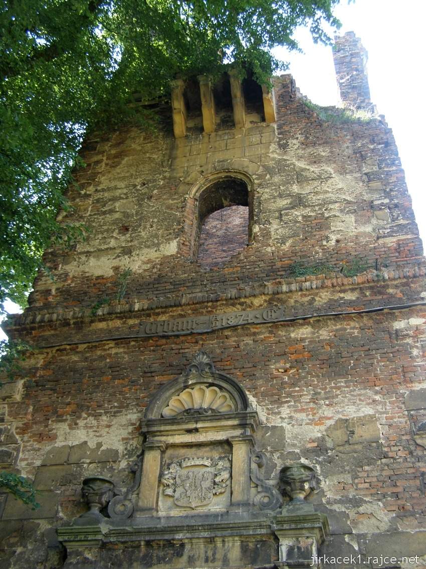 Tworków - ruiny zámku