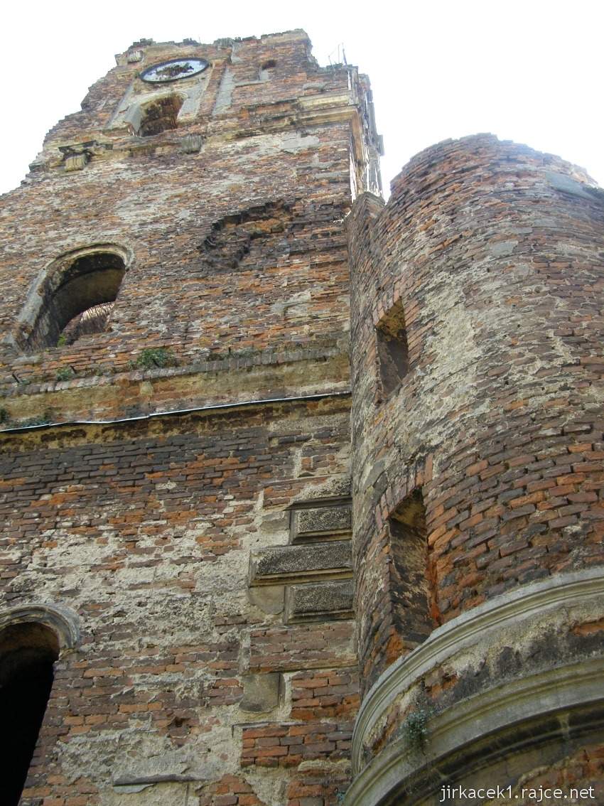 Tworków - ruiny zámku