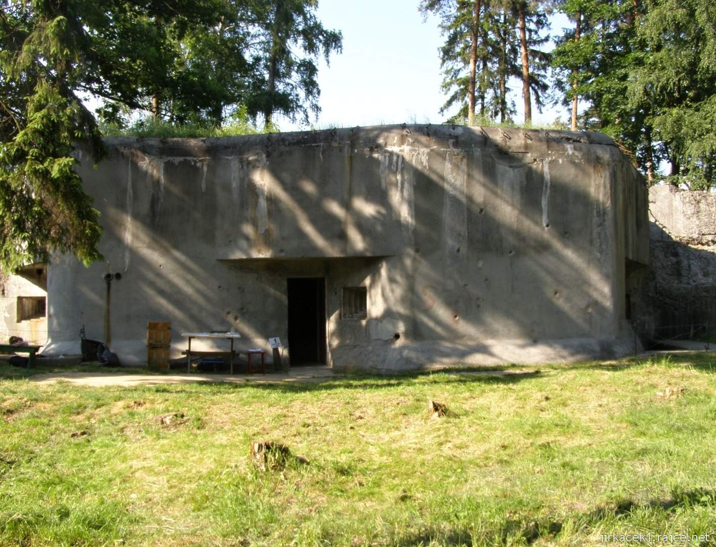 Darkovičky - čs. opevnění - pěchotní srub MO-S 24 Signál