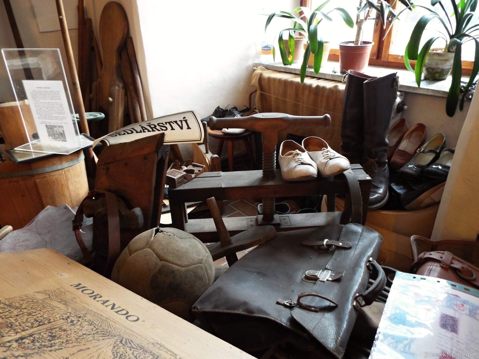 Konice - zámek - expozice řemesel