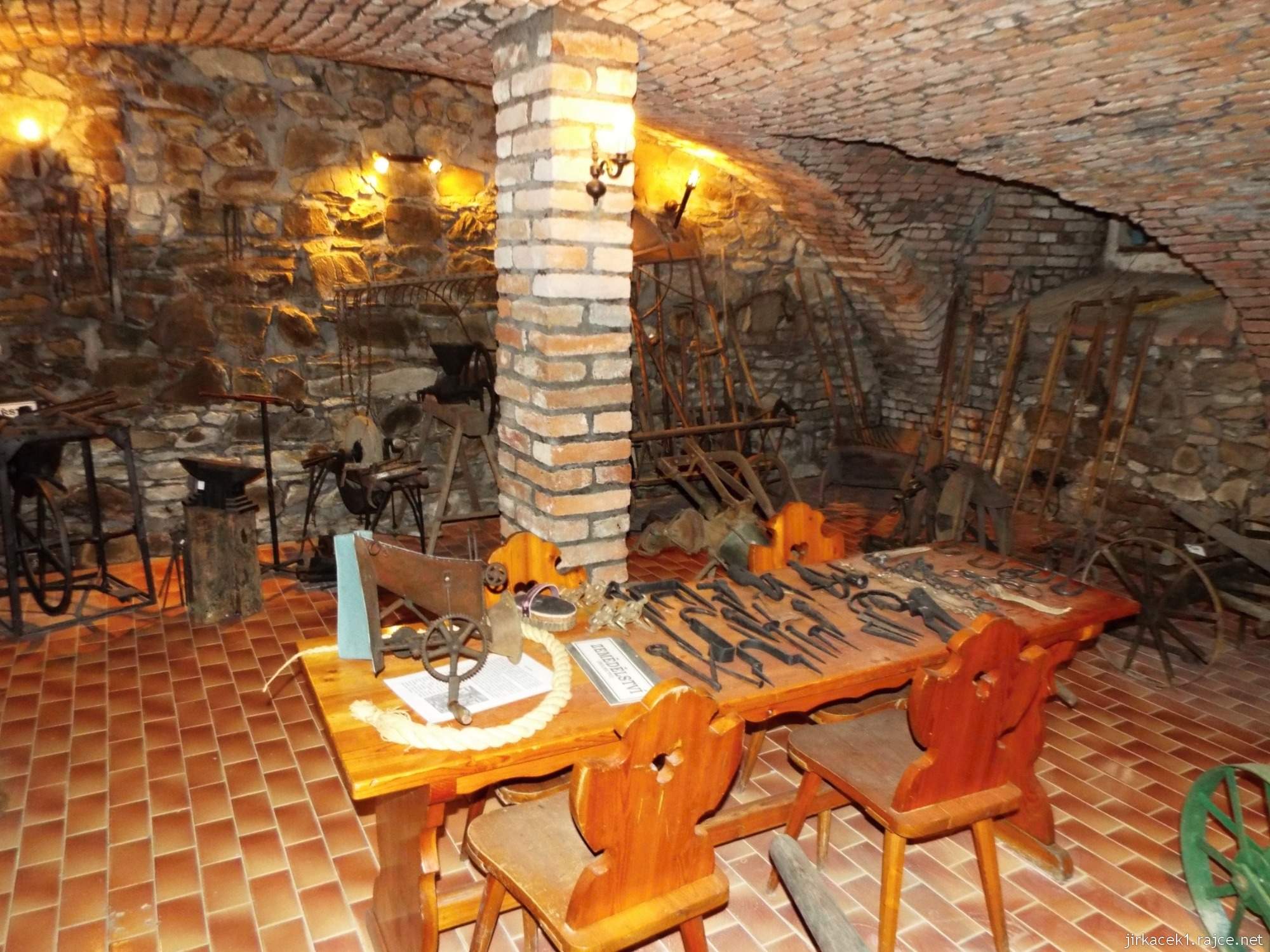 Konice - zámek - expozice řemesel