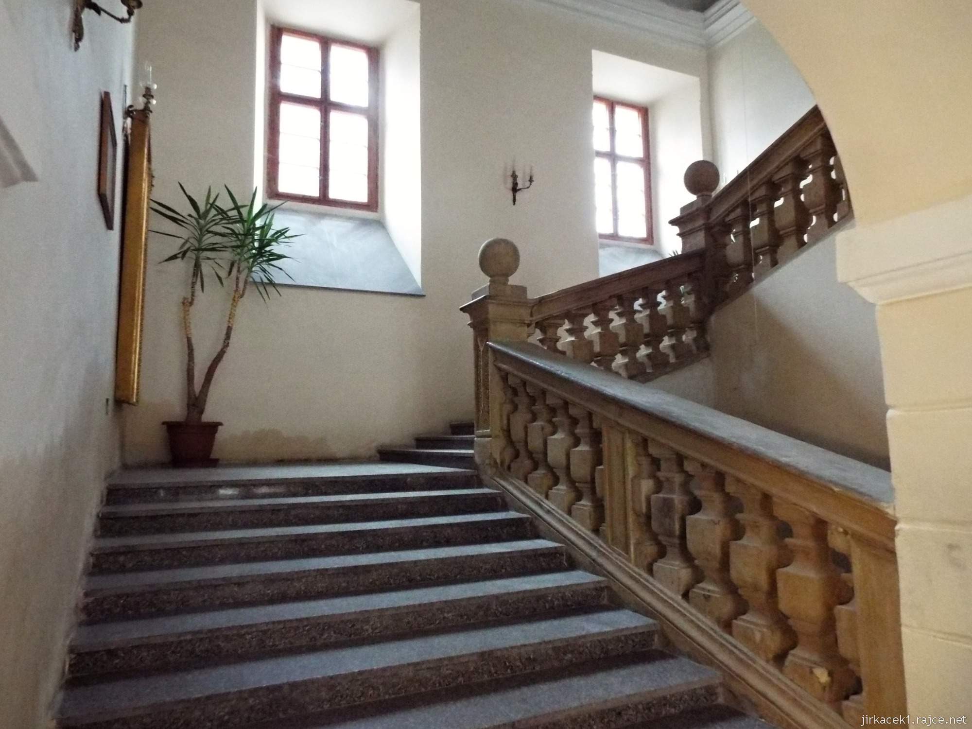 Konice - zámek - schodiště