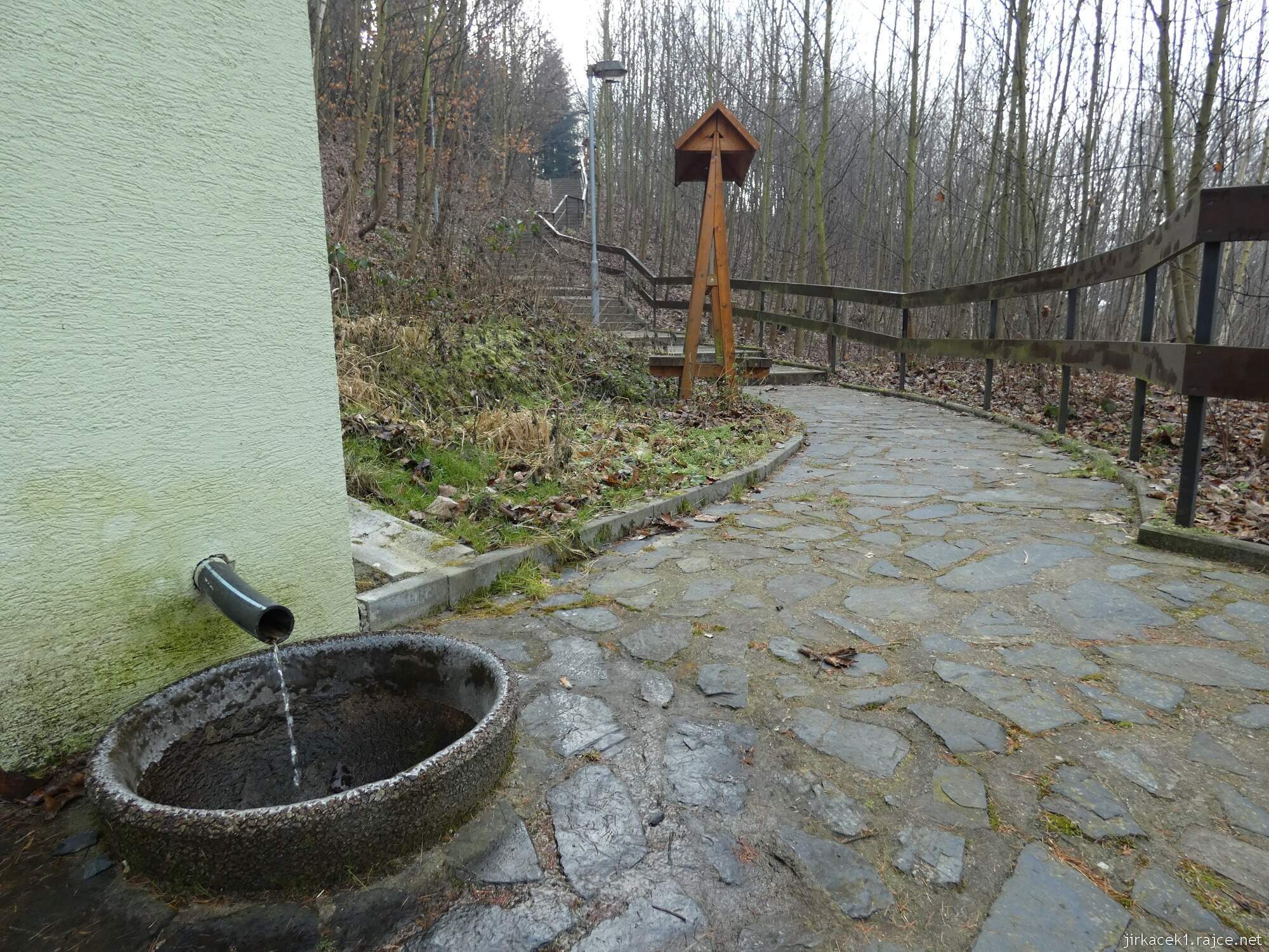 Choryně - naučná stezka Choryně 12 - kaple Jana Nepomuckého a 3. zastavení