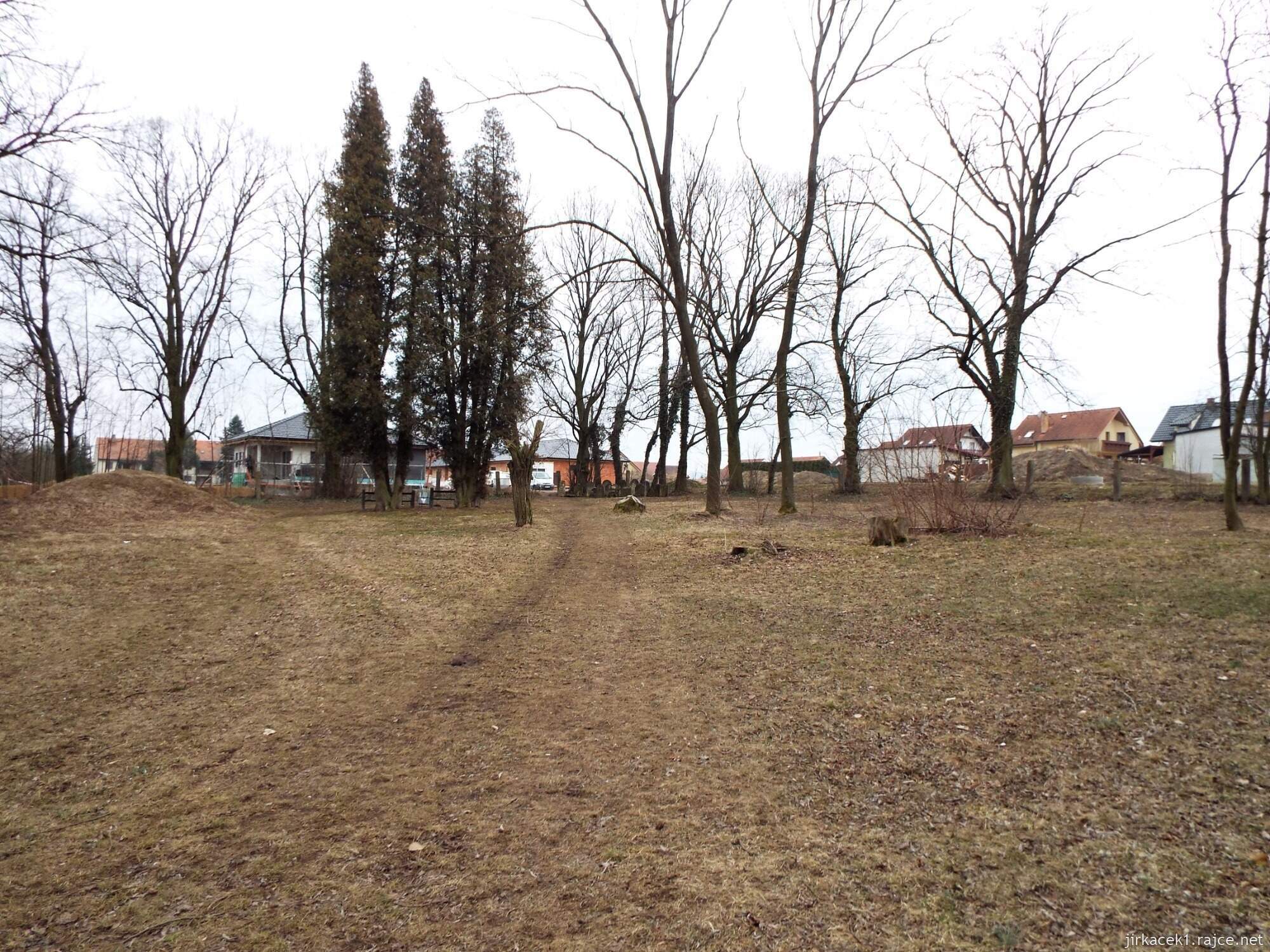 11 - Jevíčko - židovský hřbitov 16