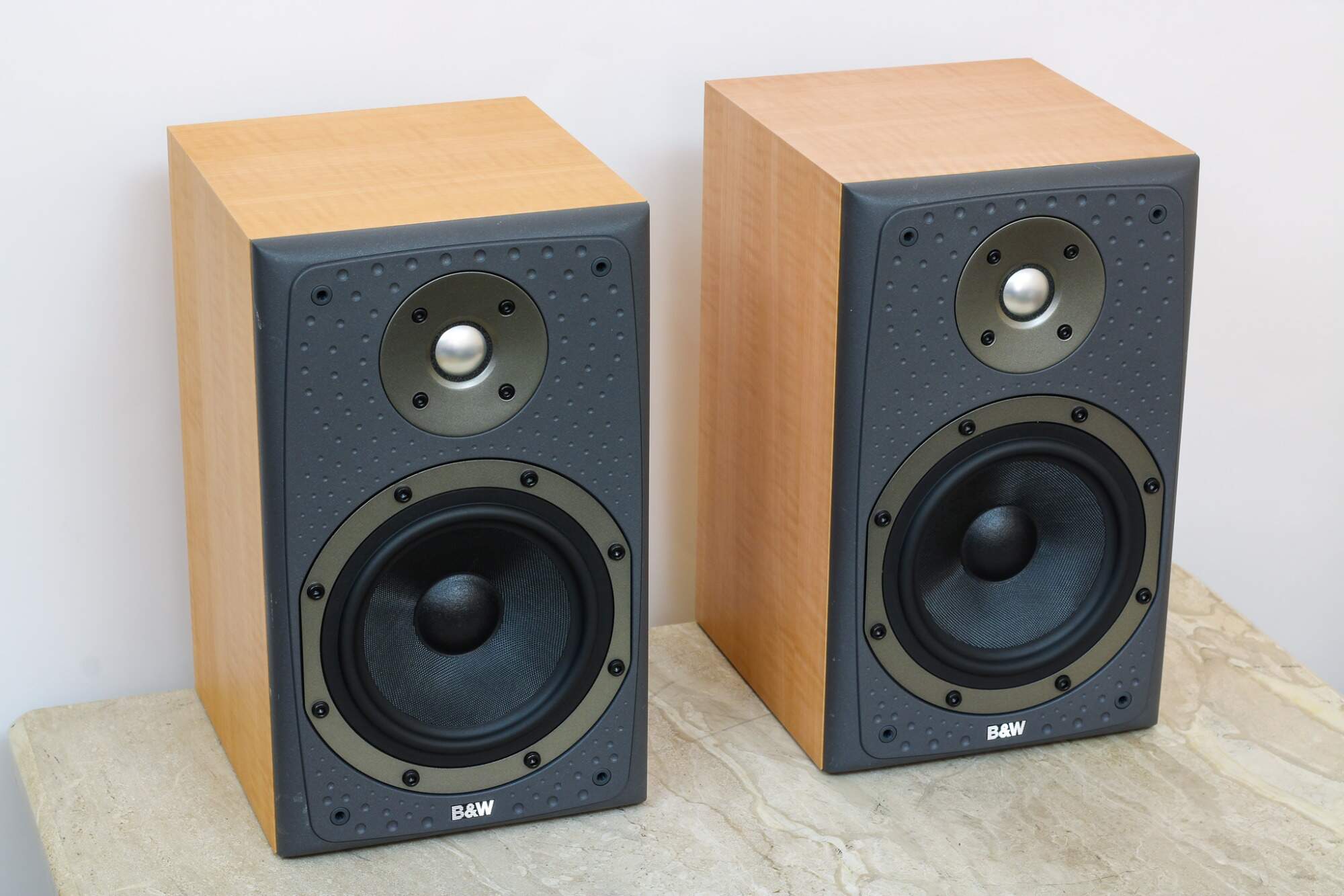 Bowers & Wilkins DM303 Aukro